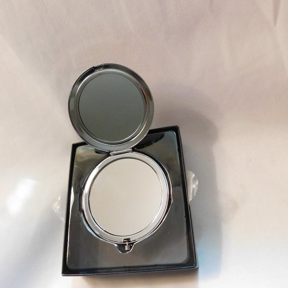 Rae Dunn Compact Magnification Mirror Dream Big - Picture 4 of 5